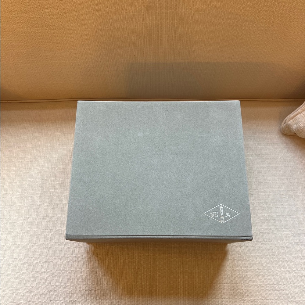 Van Cleef & Arpels Box